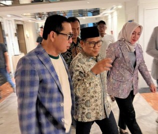 DPP PKB Resmi Umumkan HRW dan Hj Ratna Machmud Sebagai Cakada dari PKB