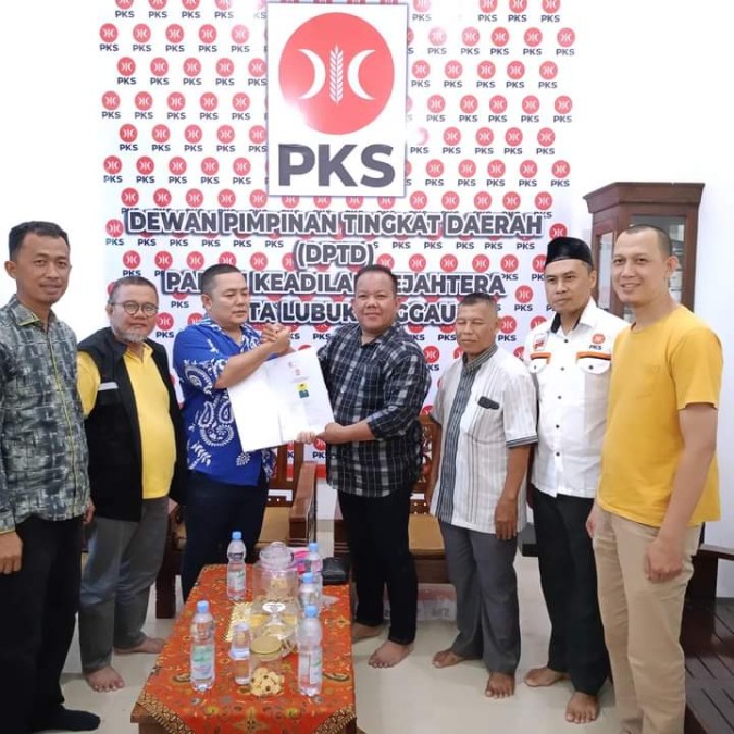 Tunjukan Keseriusan HRW Kembalikan Berkas ke PKS