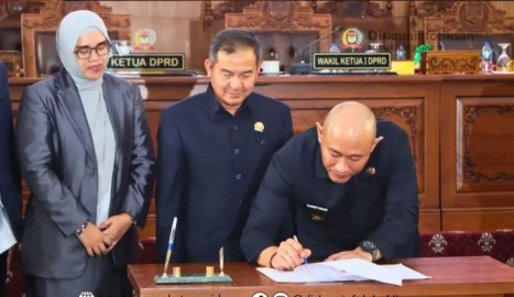 Paripurna DPRD Penetapan Propemperda 2026, Dan Penandatanganan Persetujuan Bersama