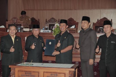DPRD Kota Lubuklinggau Sahkan 29 Raperda