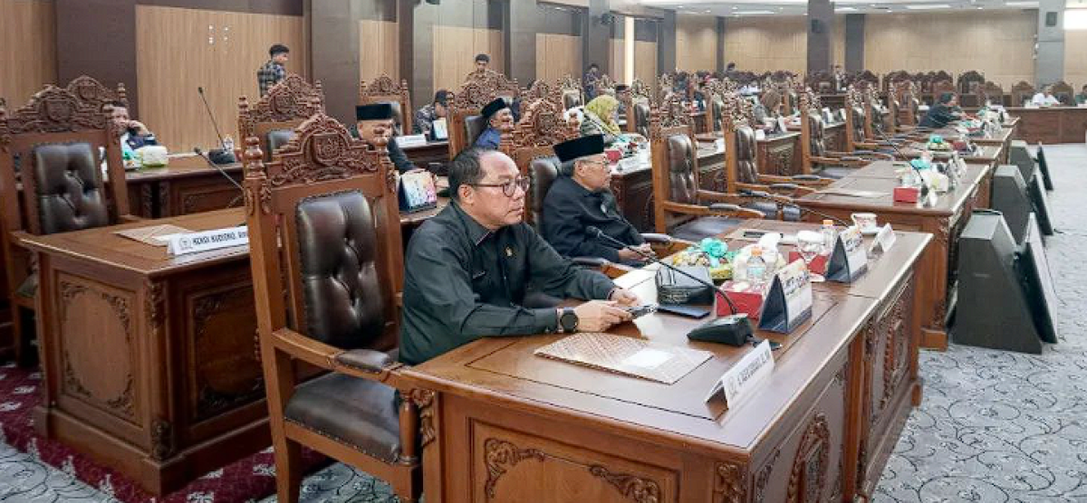 Rapat Paripurna DPRD Kota Lubuklinggau: Penyampaian Raperda Usul Pemerintah dan Raperda Inisiatif DPRD