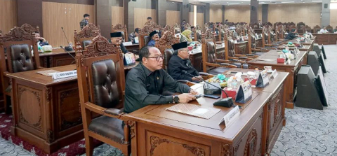 Rapat Paripurna DPRD Kota Lubuklinggau: Penyampaian Raperda Usul Pemerintah dan Raperda Inisiatif DPRD